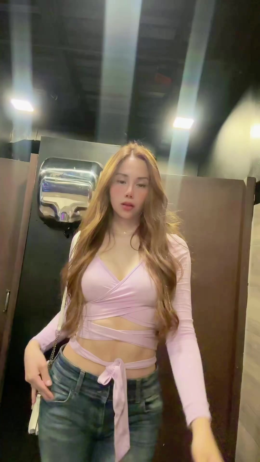@V𝒶η🤠
