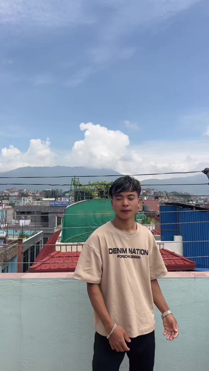 @Devit🪷💚