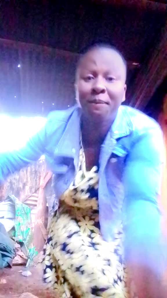 @user28016178498454