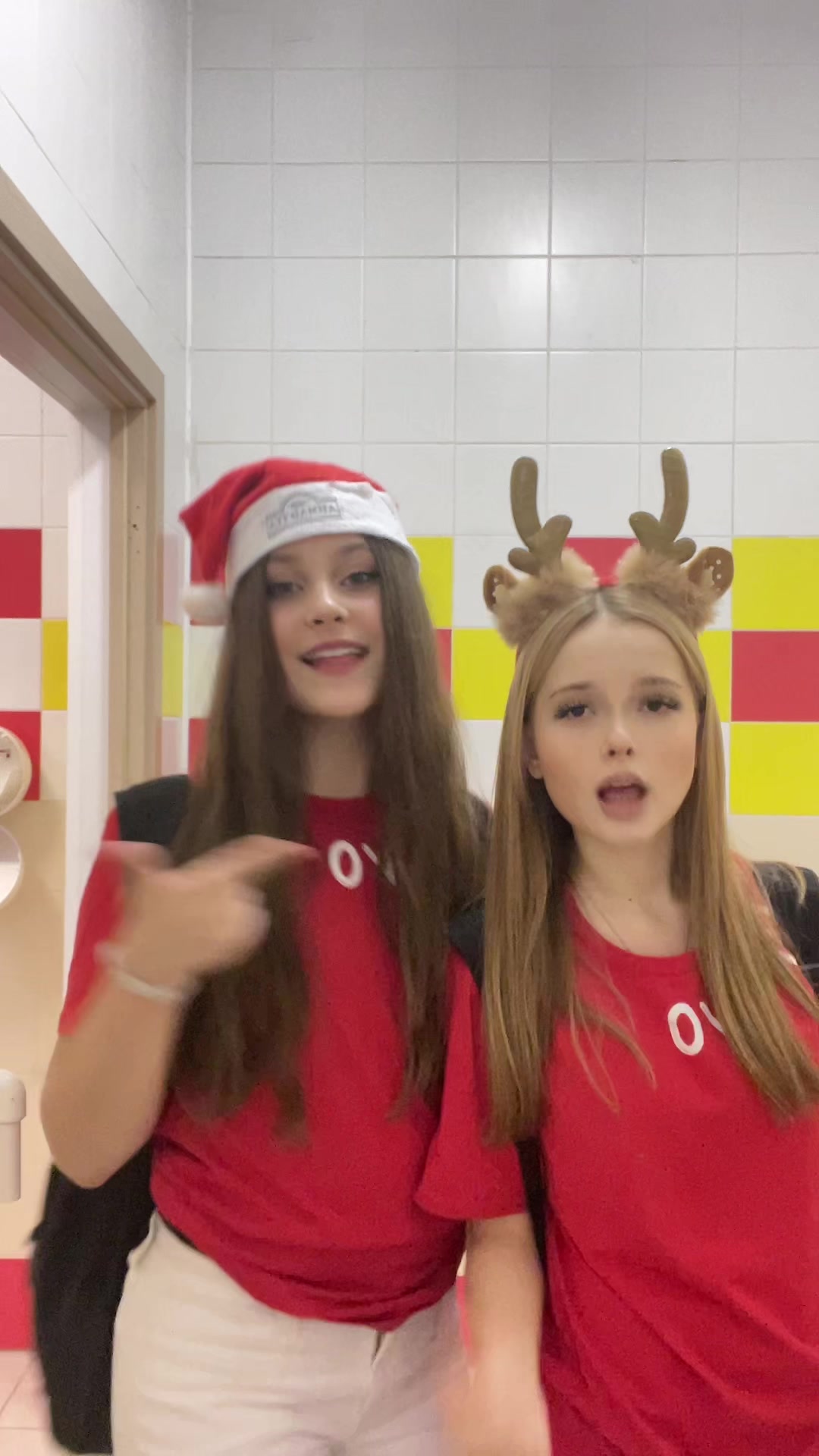 @машка