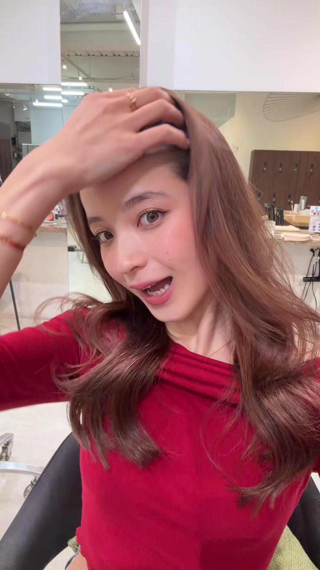 @Luna