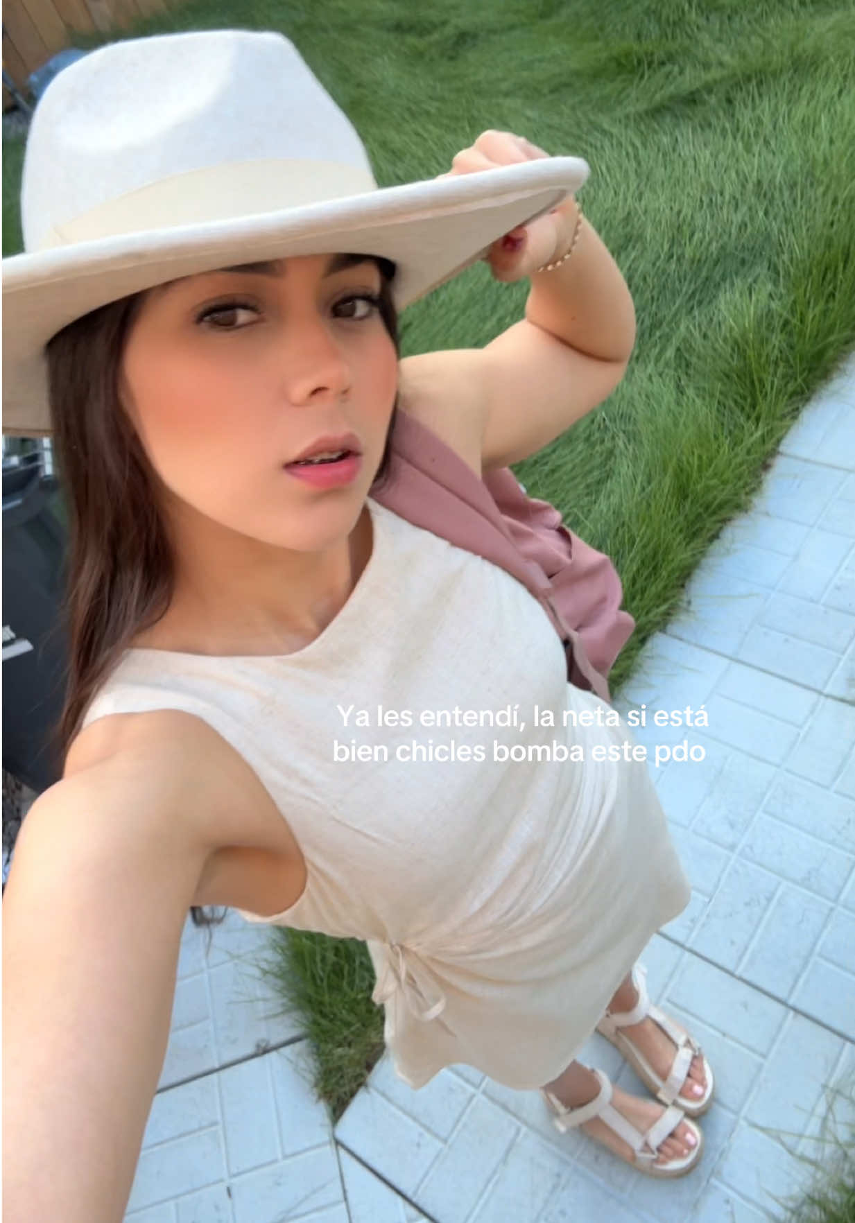 @YesiNavarro_🖤🦅