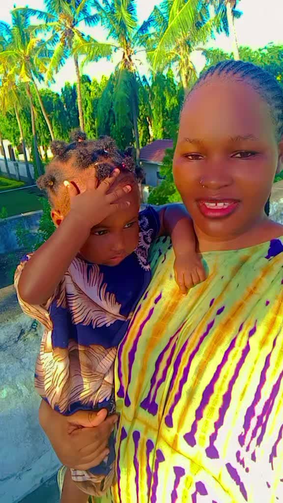 @Gianna $mom 🫂🩷🤗