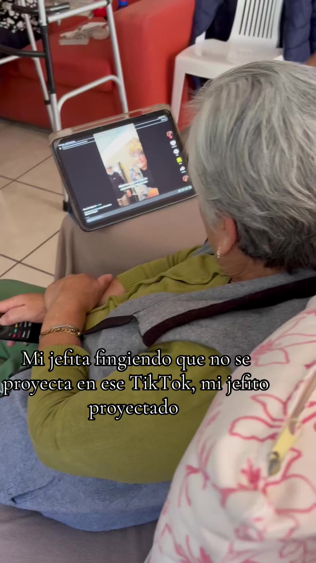 @😒Valentina Cue🥰