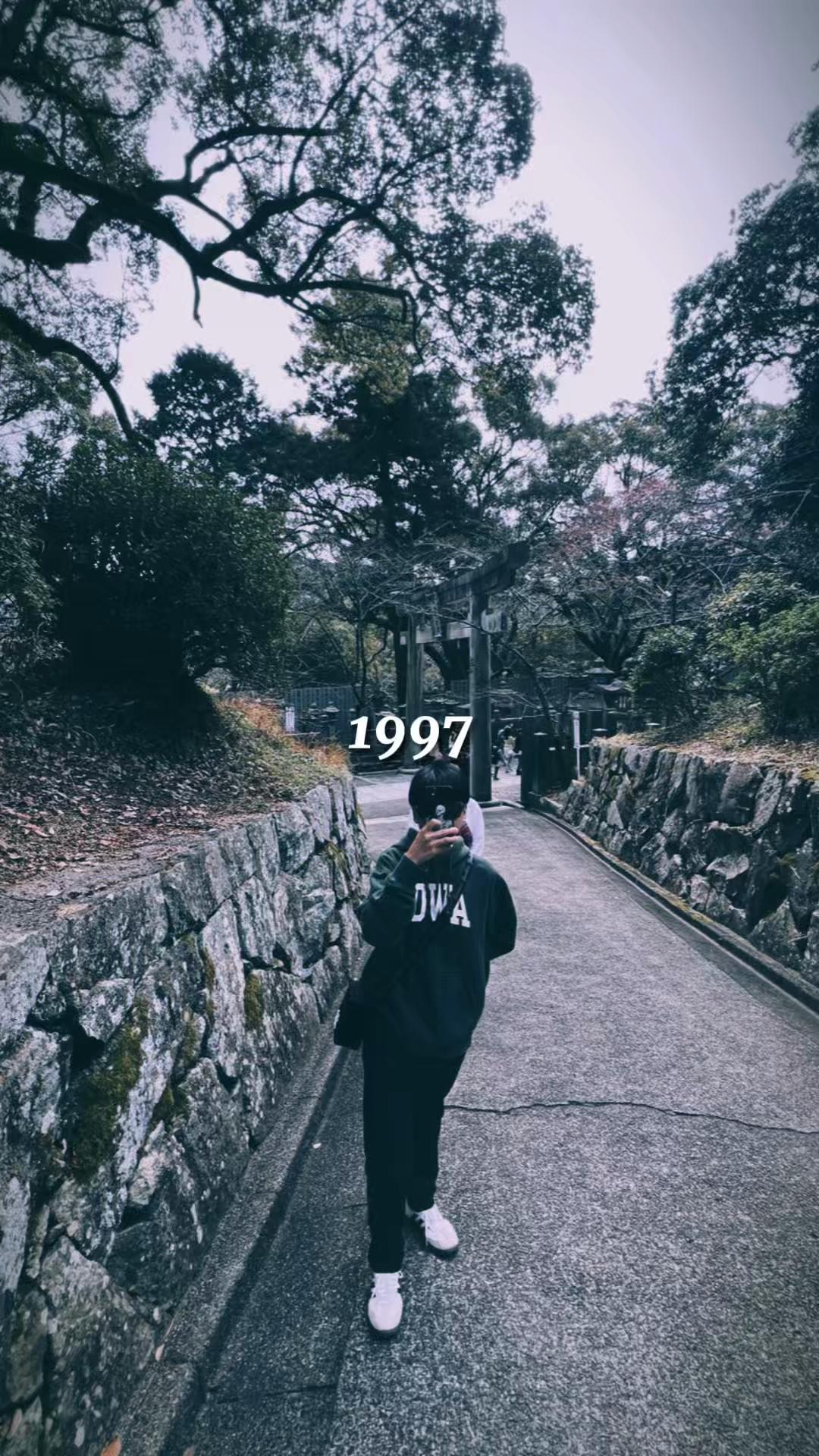 @👻