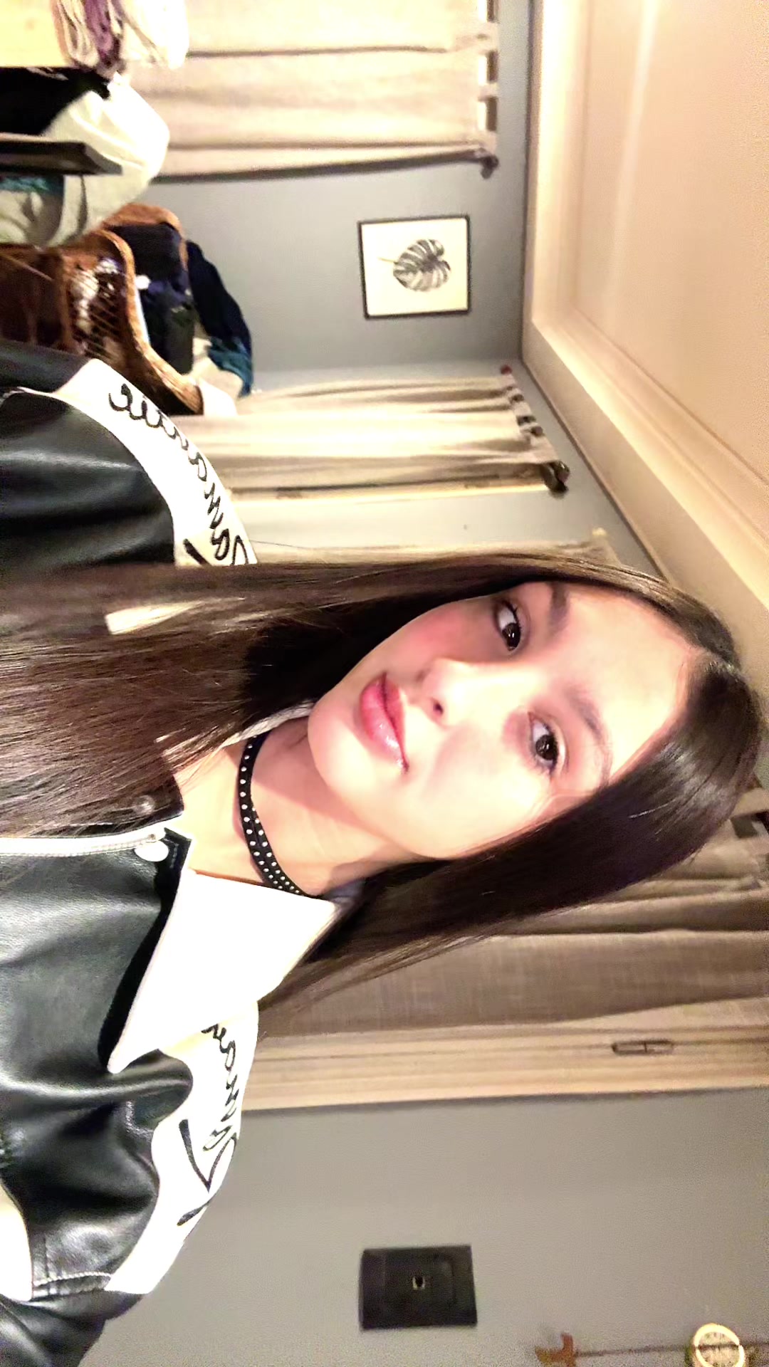 @isamonisamon