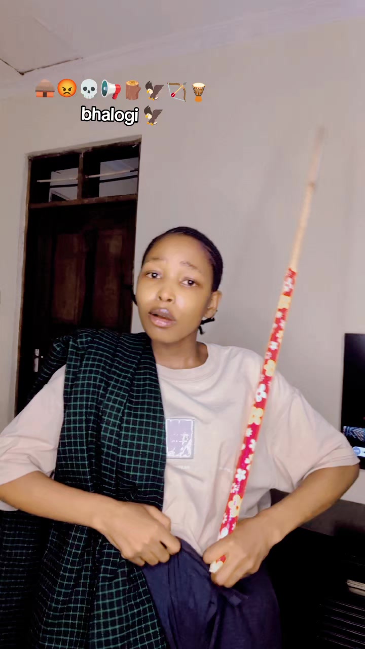 @LIZZY KIDOTI 🧝&zwj;♀️⛎