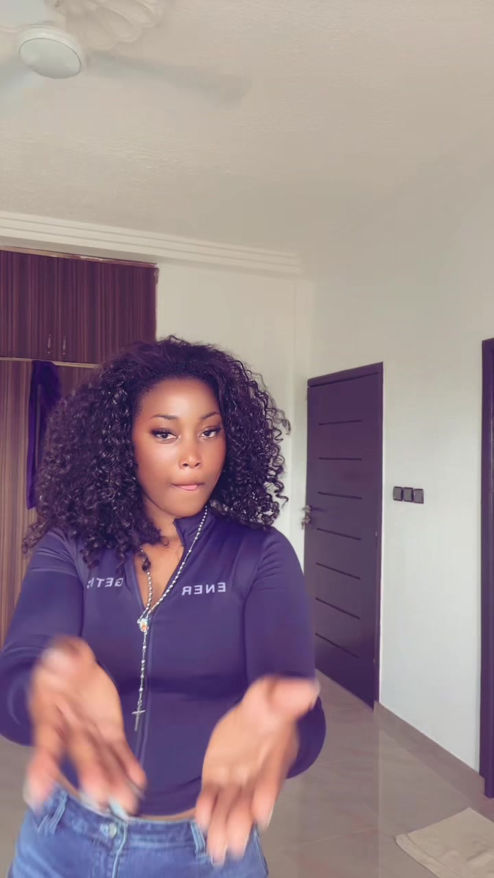 @Christelle Miller💜🇫🇷🇹🇬