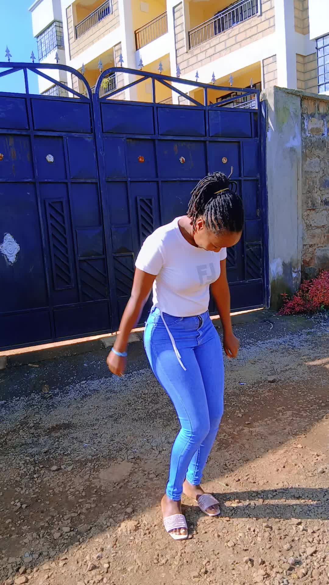 @Njoki🎀