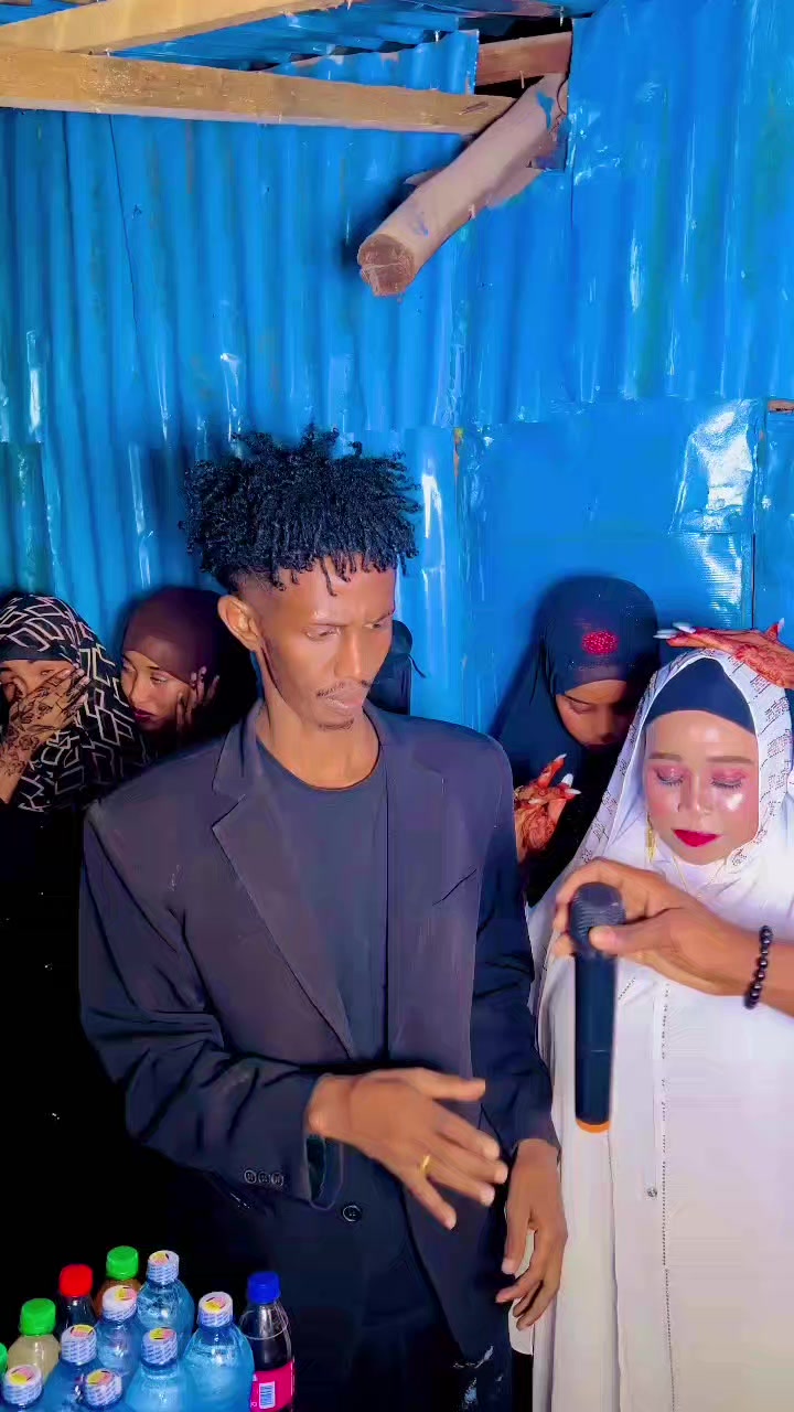 @Madax weynaha qoxotiga🙏
