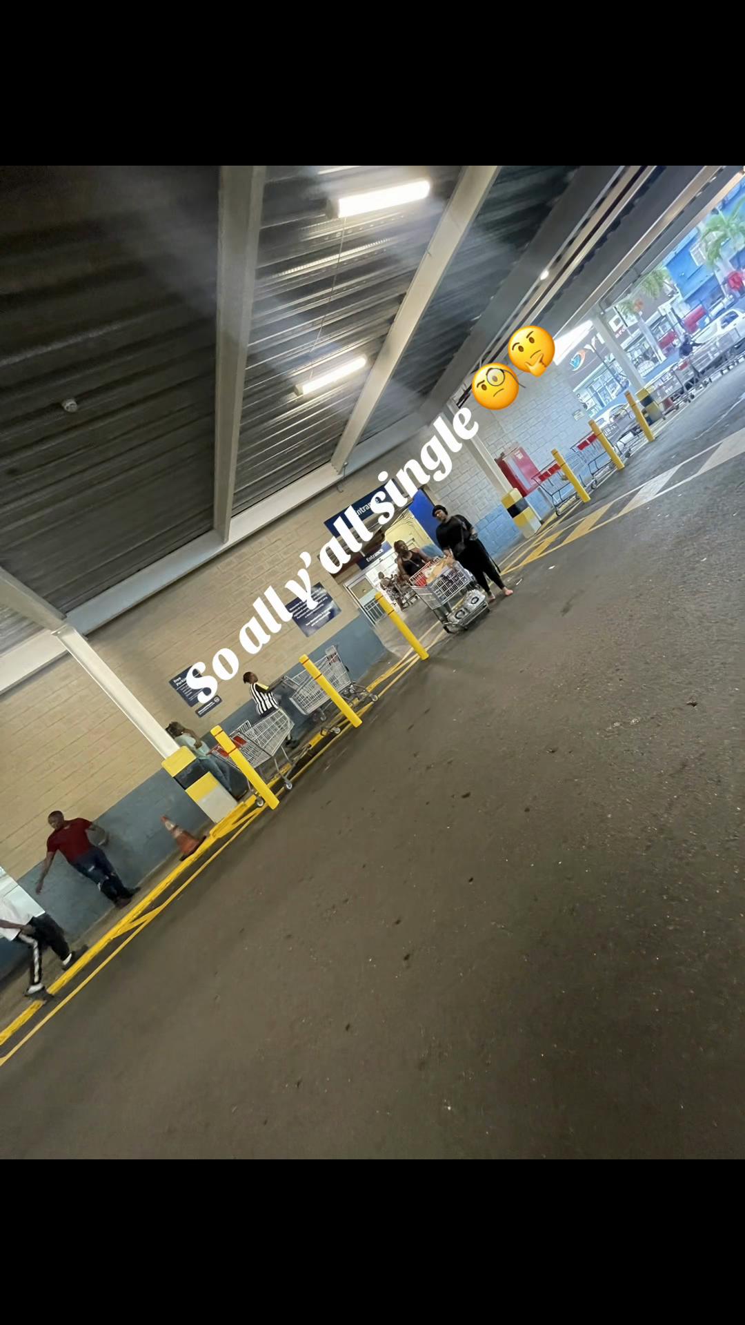 @Ñħãŷłâ🖕🏻👀
