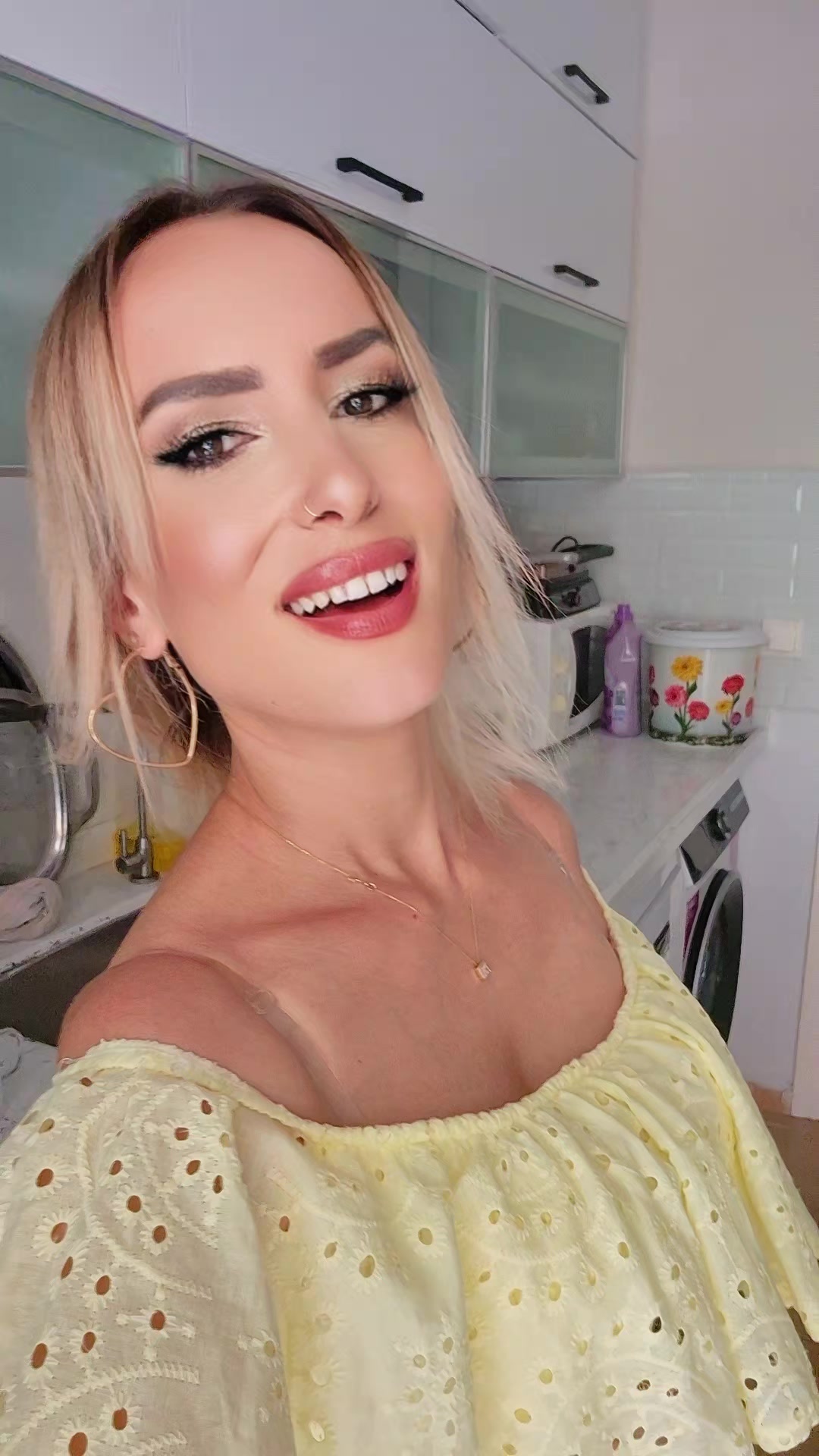 @Ebru Gen&ccedil;