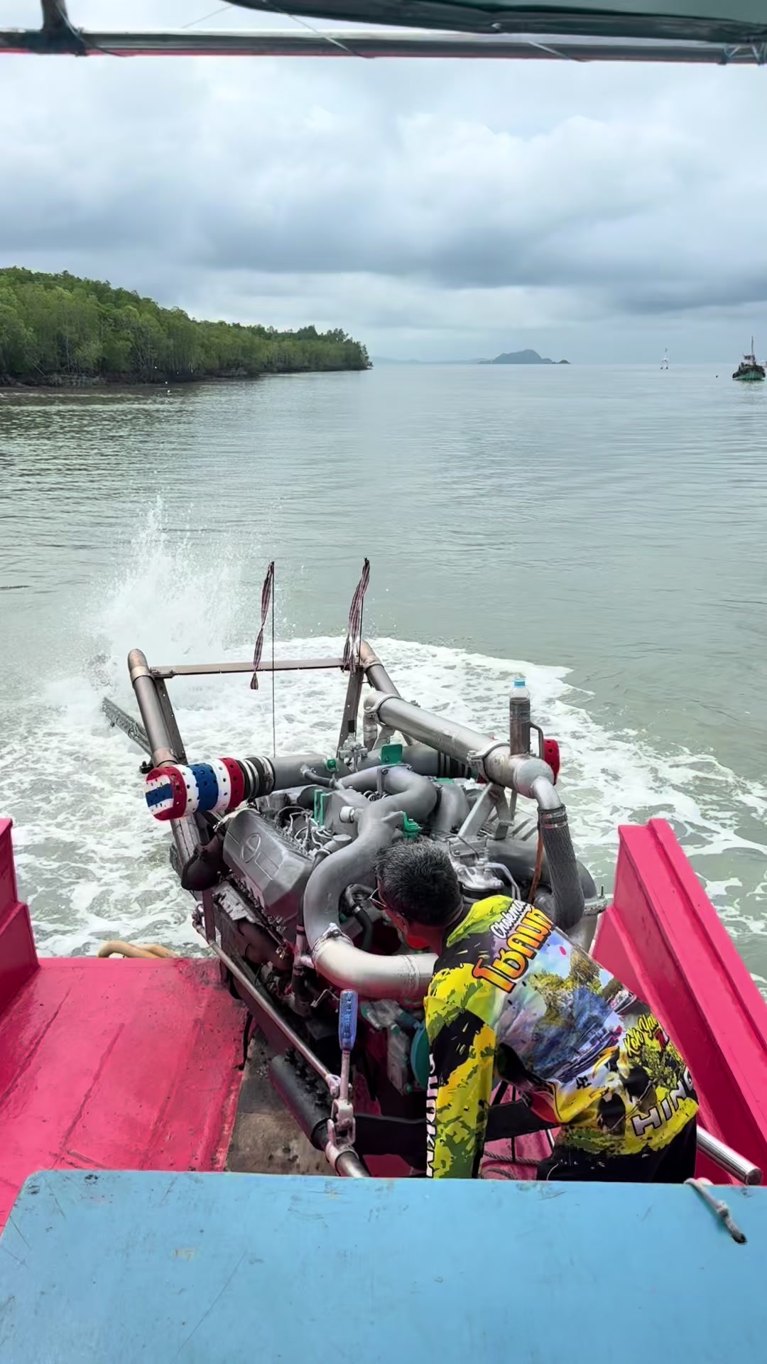 @Noontaxi and boat trip Mr.Noon