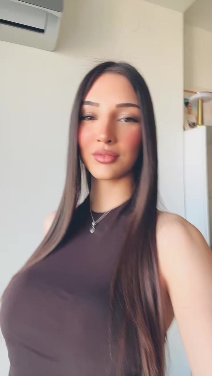 @миа