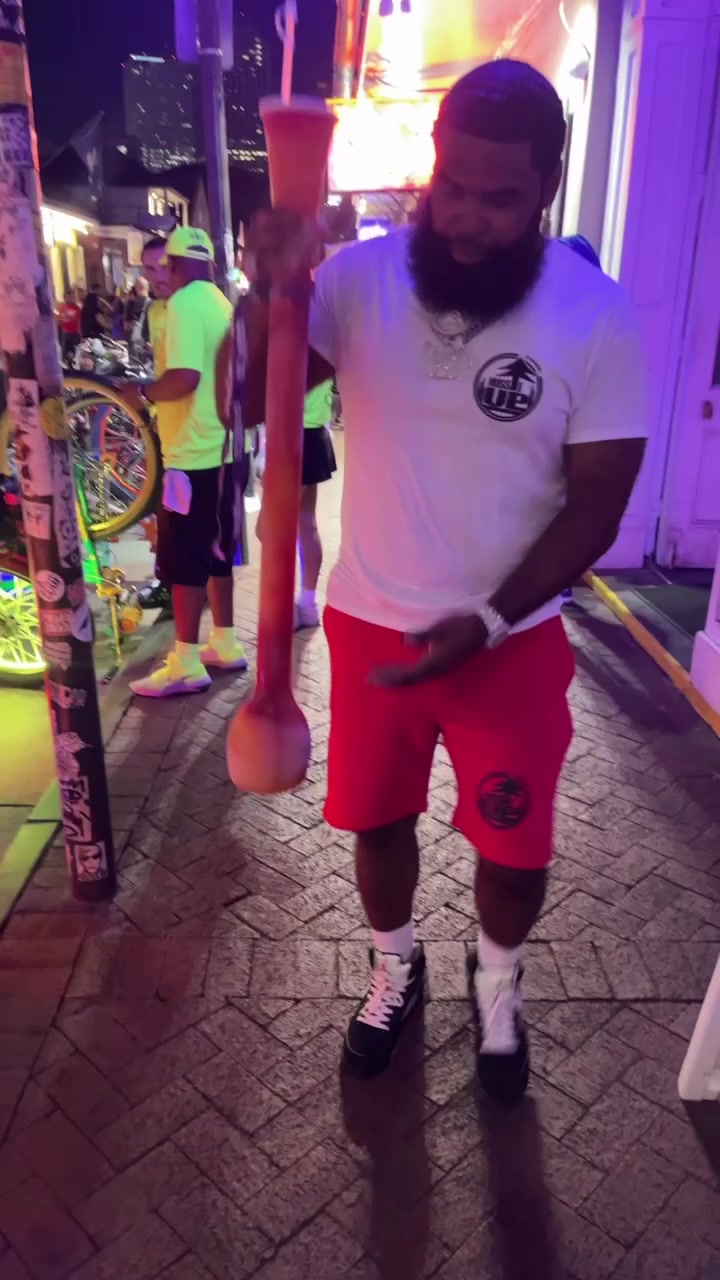 @HussleUpClothing