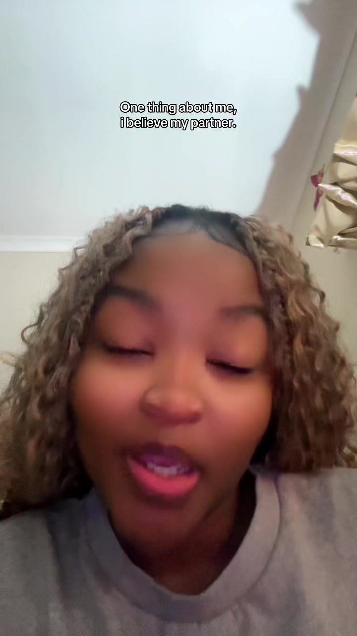 @UNA