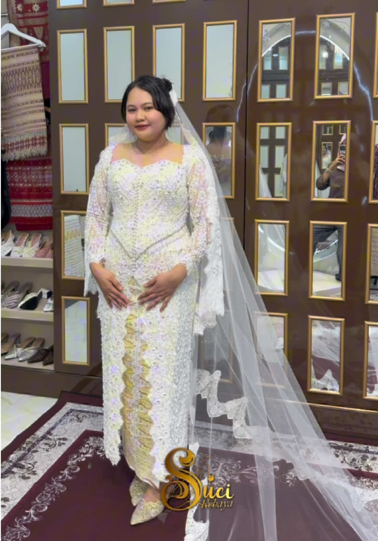 @Suci kebaya