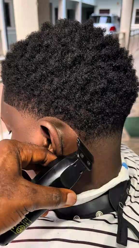 @official_kzee