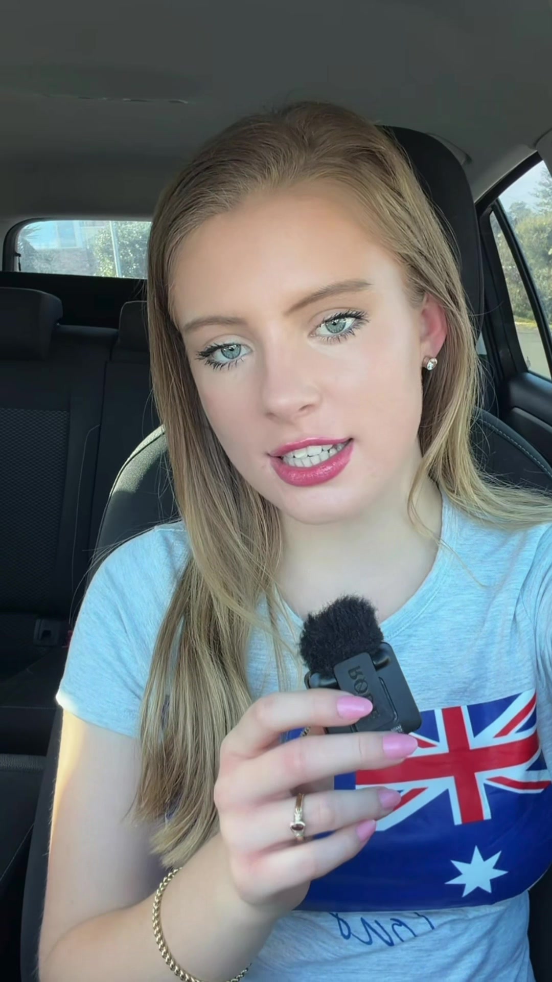 @Louisa