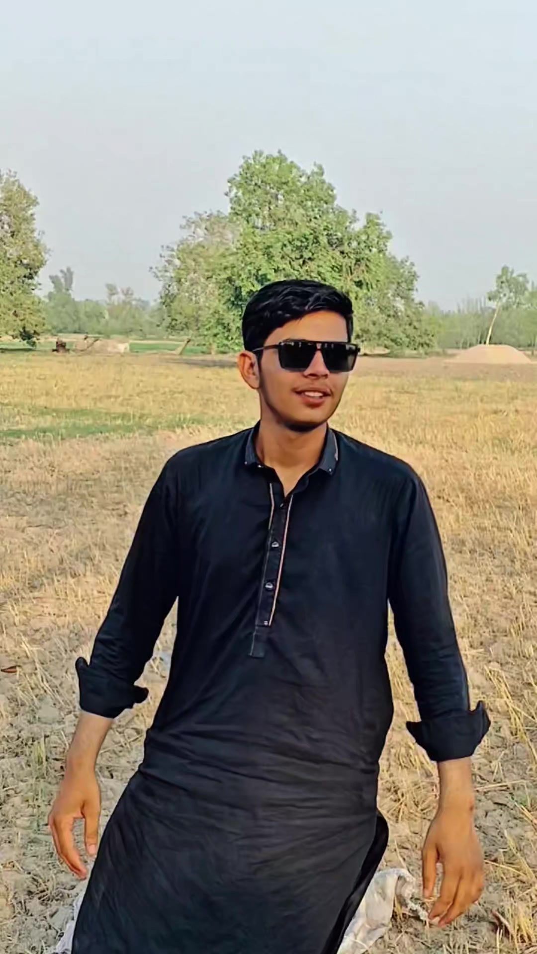 @👑 AHTISHAM MEHAR 👑