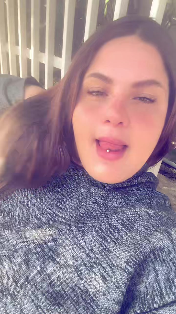 @Loiraa