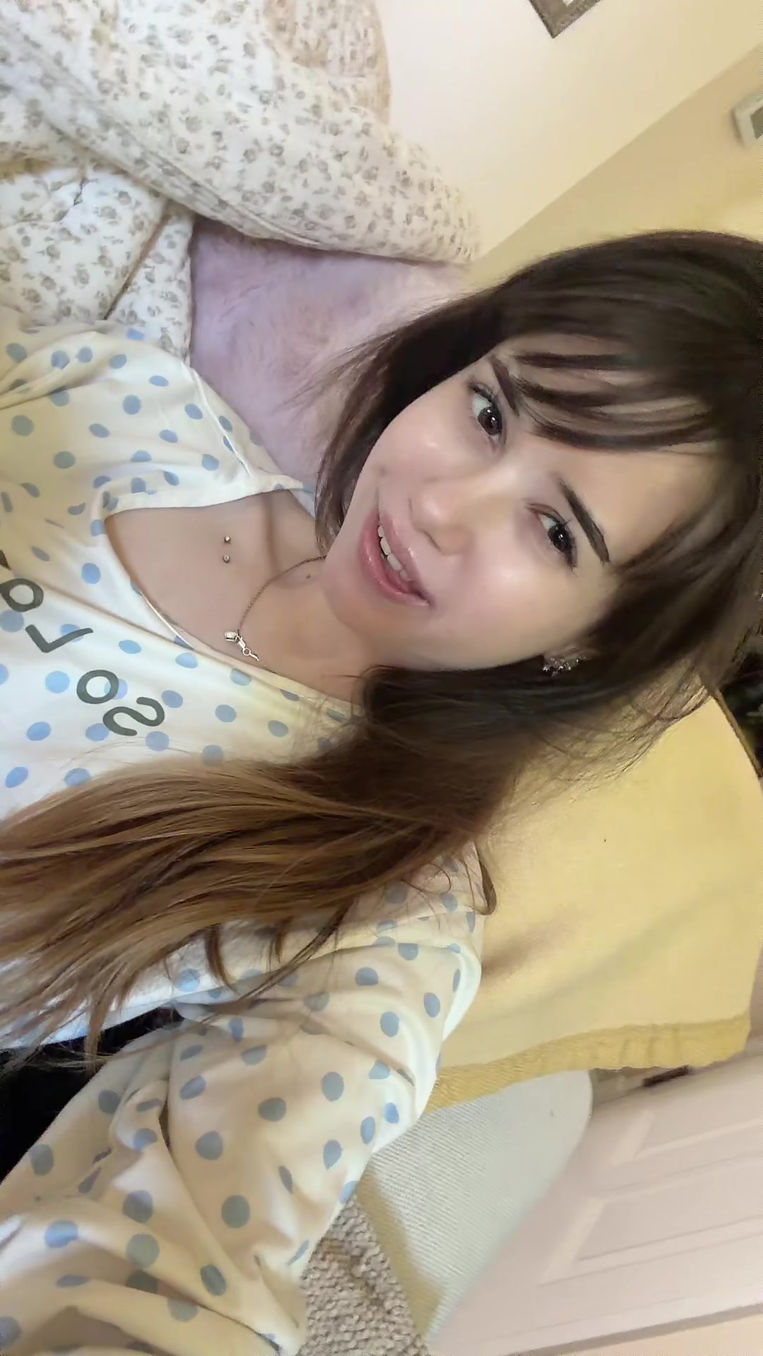 @anastasia (MAIN mewklekitty)
