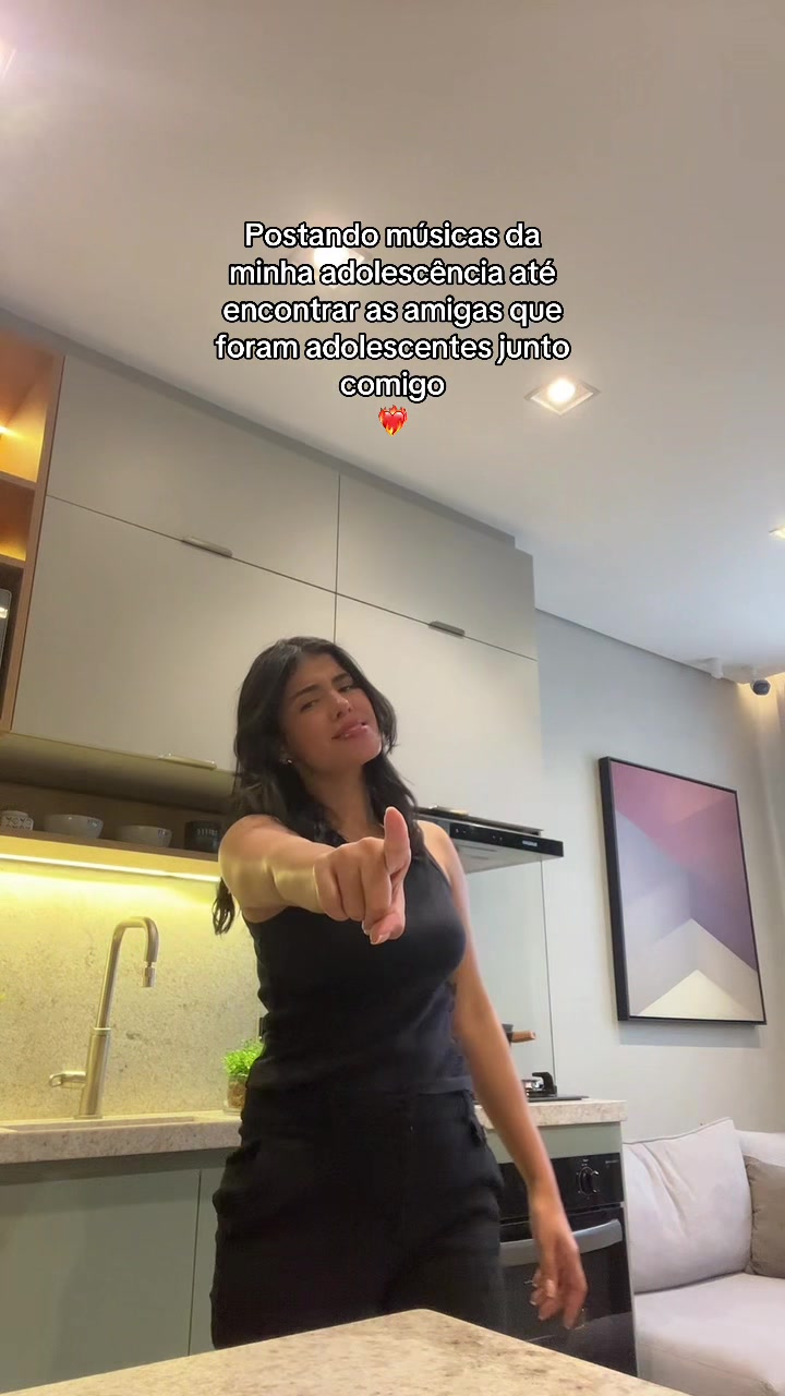 @Fernanda Andrade 🧨