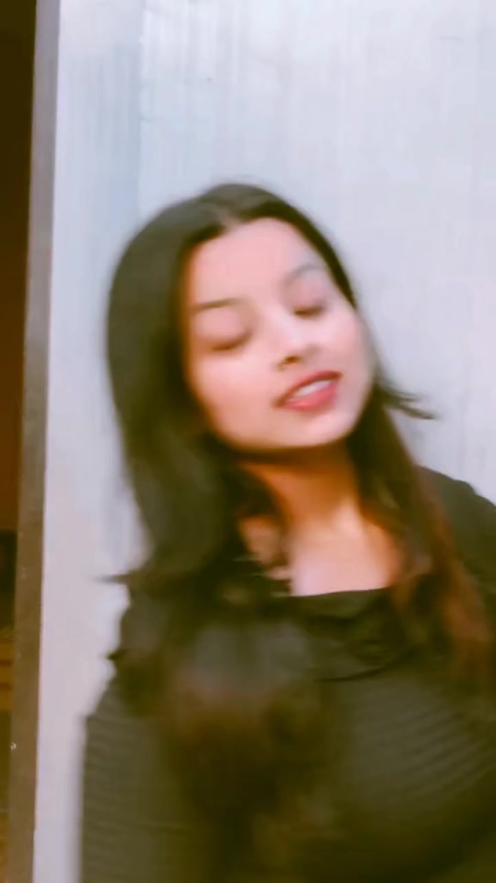 @👑kriti zha👑
