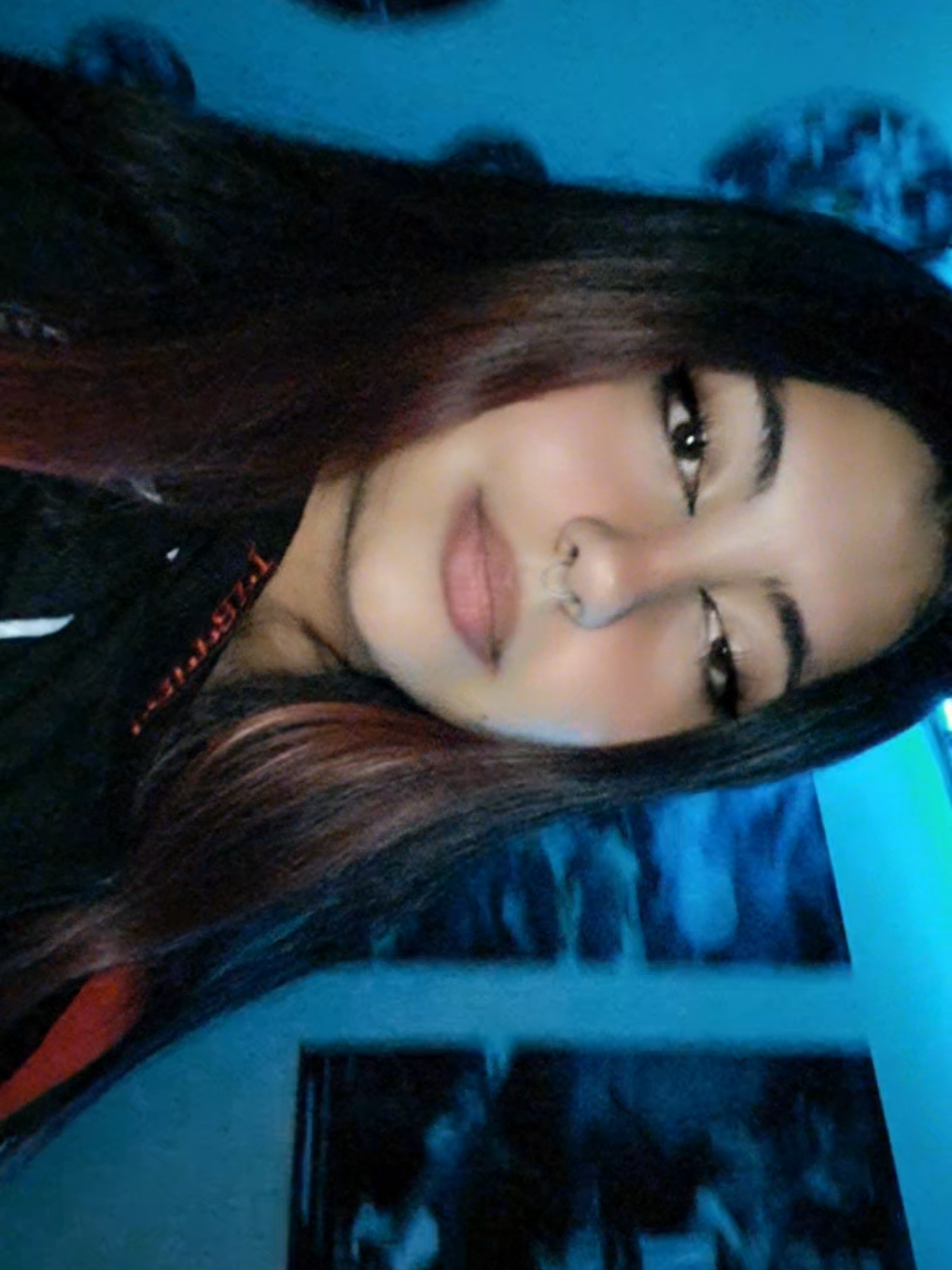 @Valx🦇