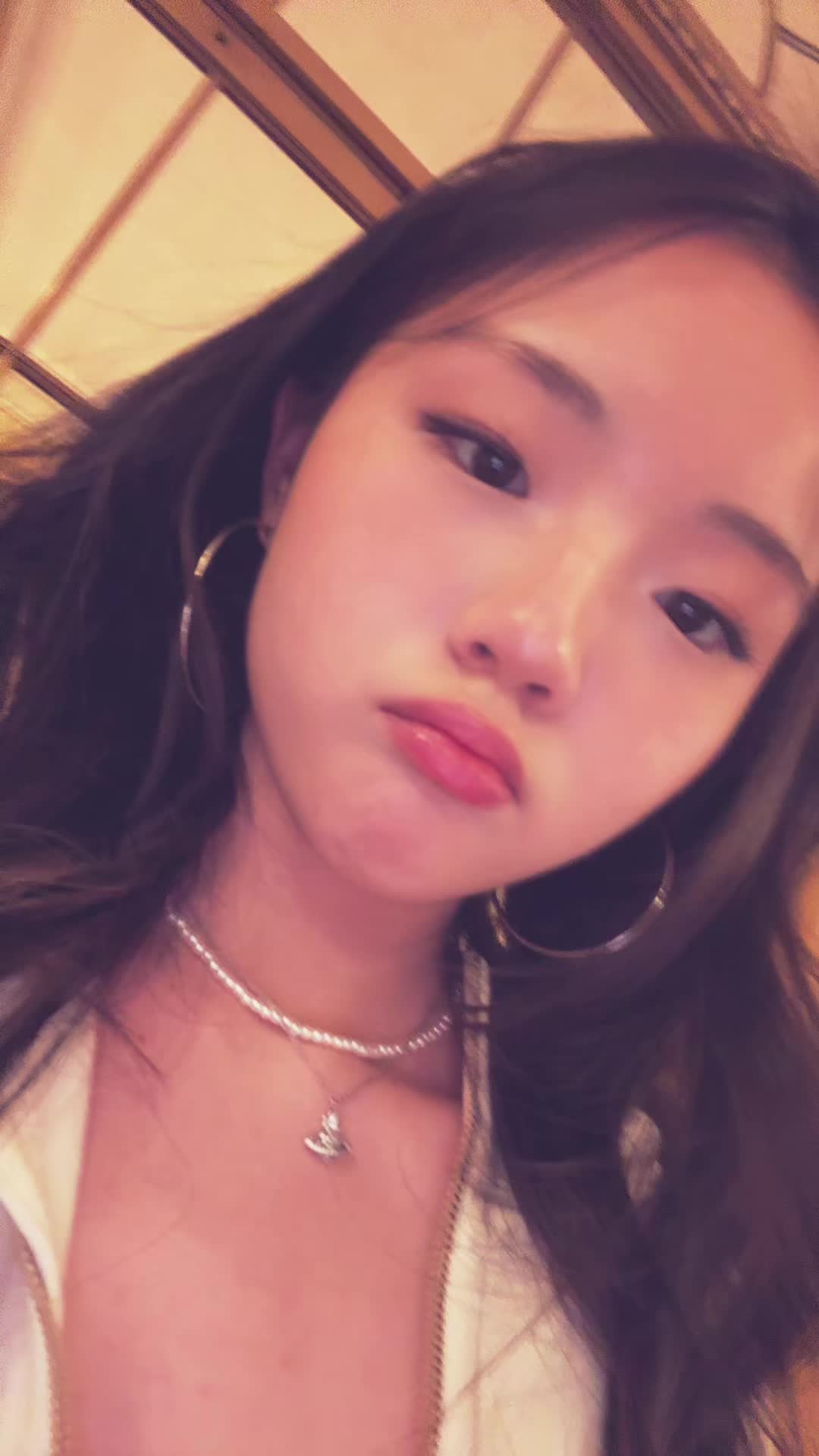@lily