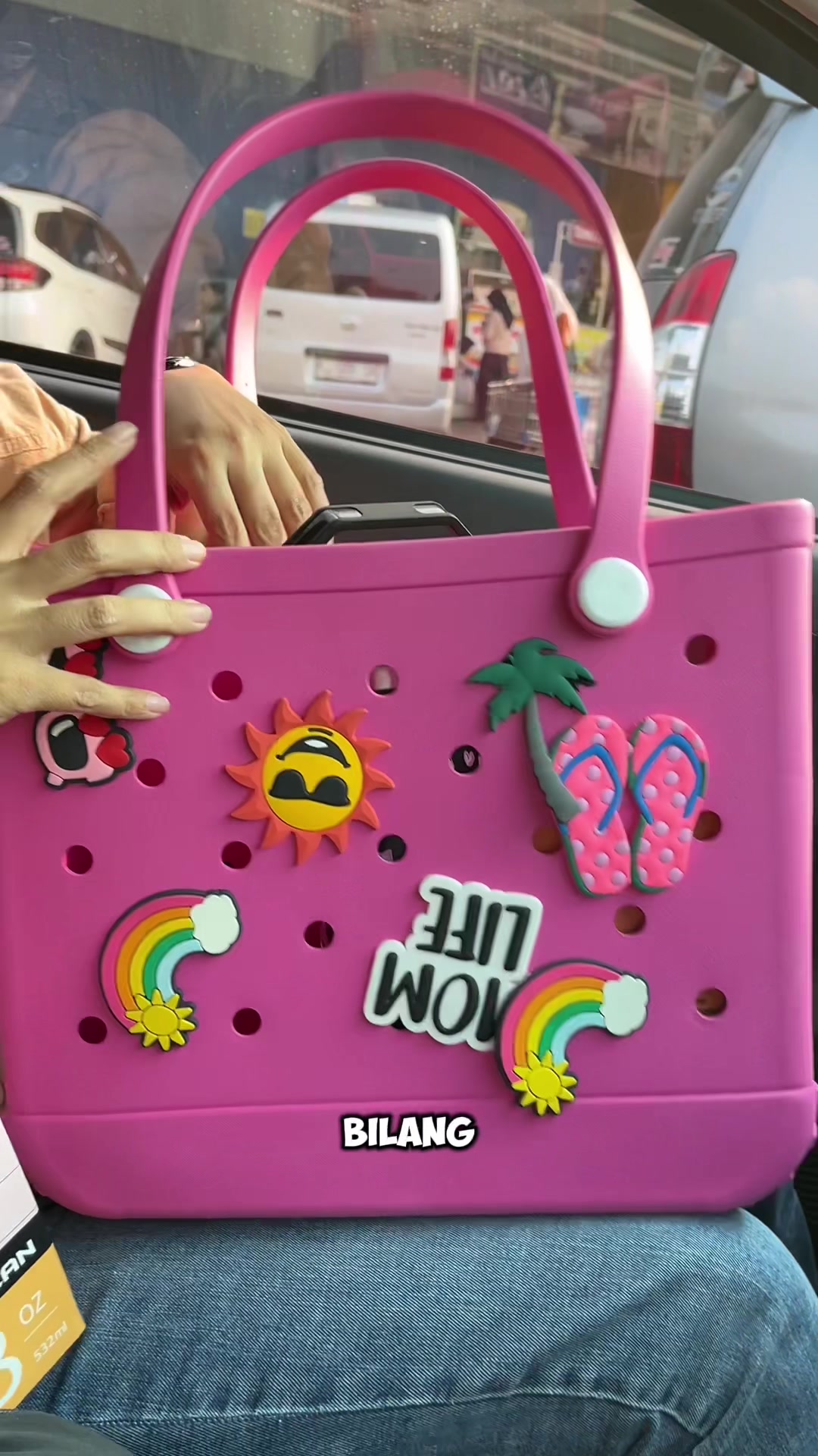 @LELI si paling TAS dan SANDAL