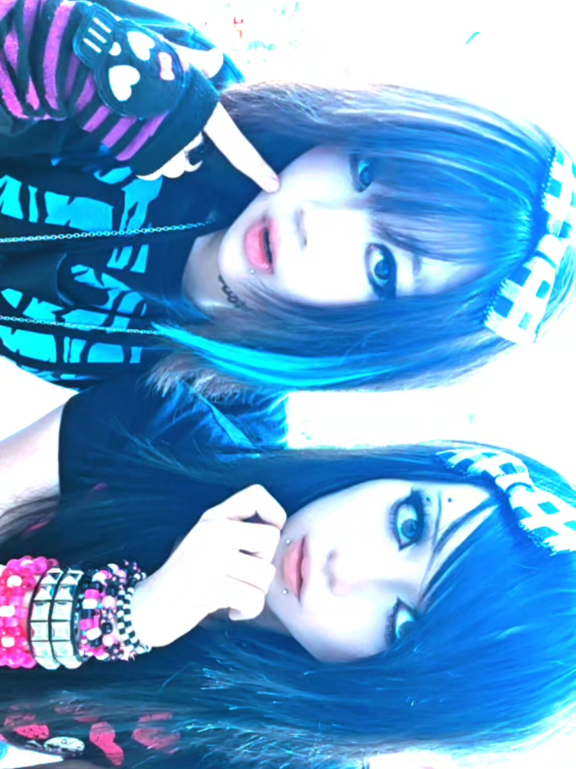 @LEEKALELIX♪