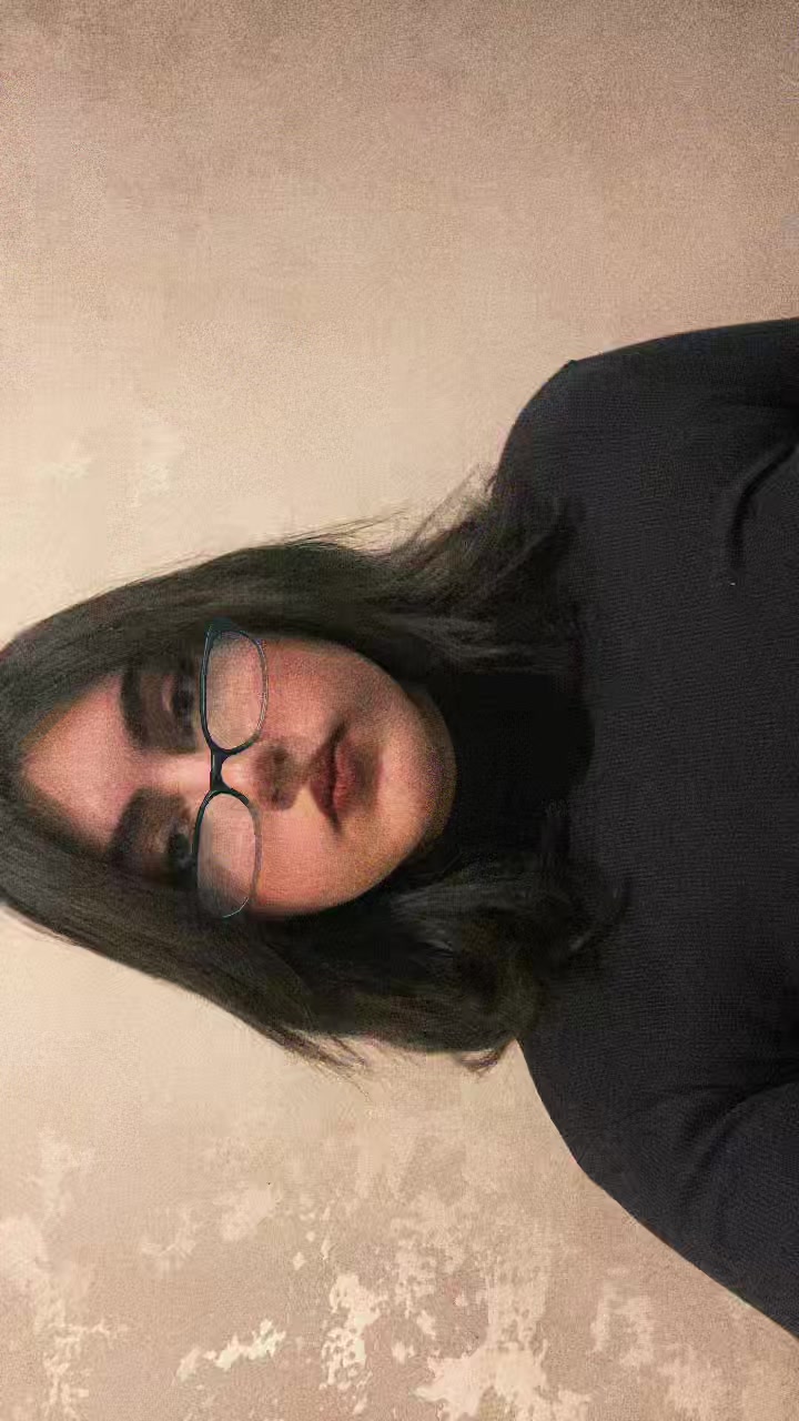 @roooshaa
