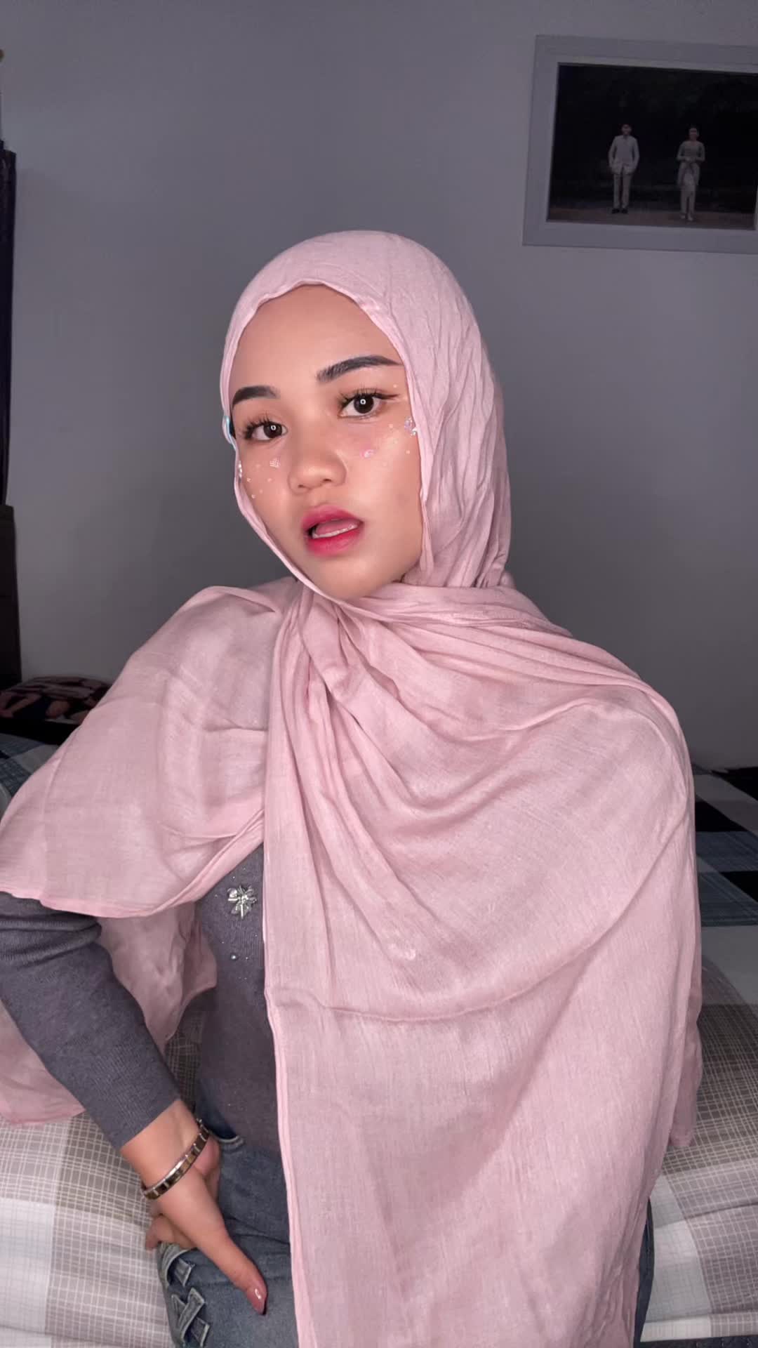 @Selfifitiaandini