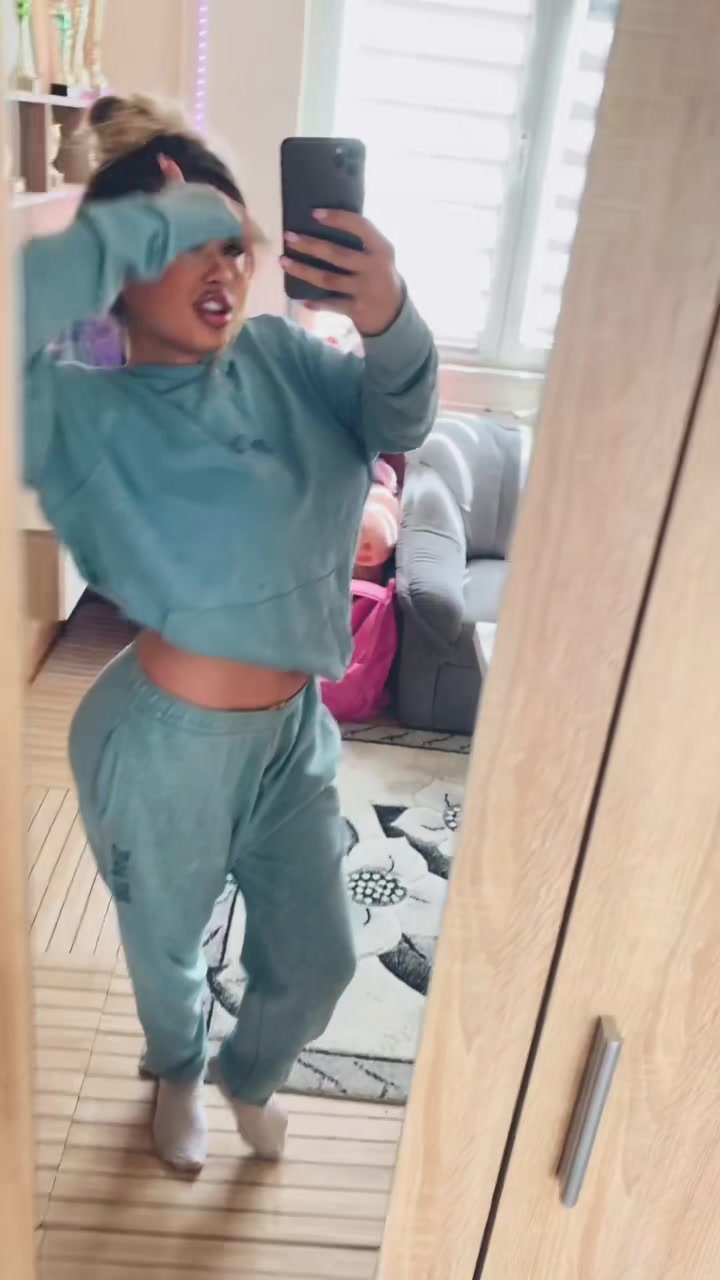 @ʟᴀɴᴀ ᴢᴀᴋɪᴄ ⚡️