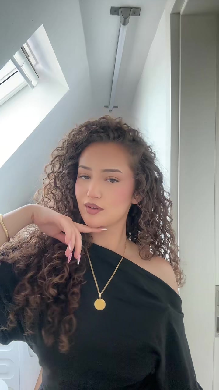 @🇦🇱