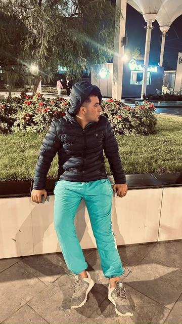 @Emara👑
