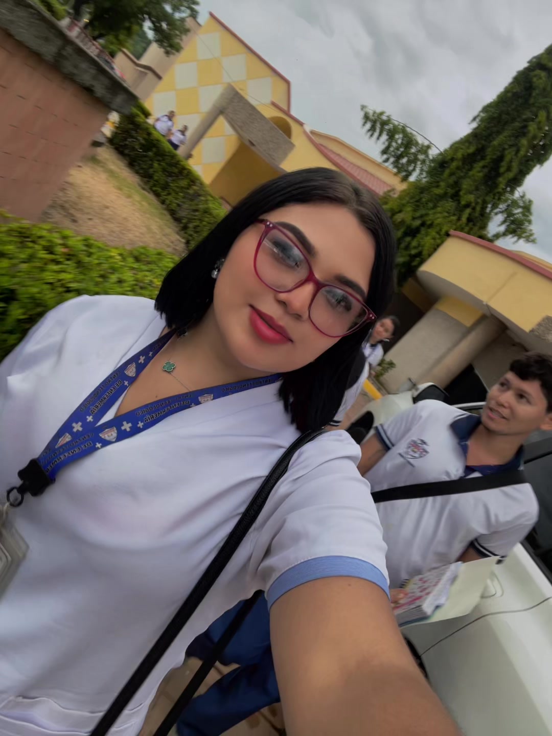 @Karen betanco🇭🇳