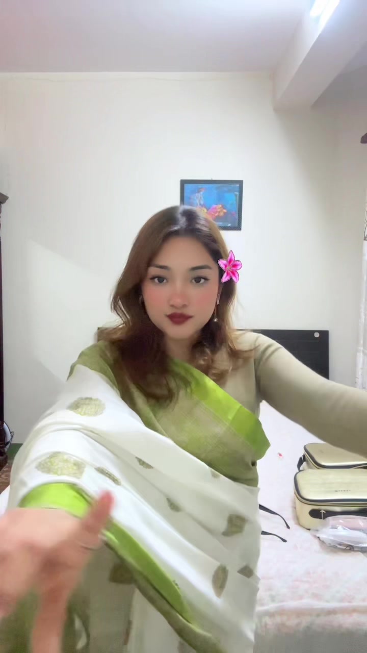 @alweena4