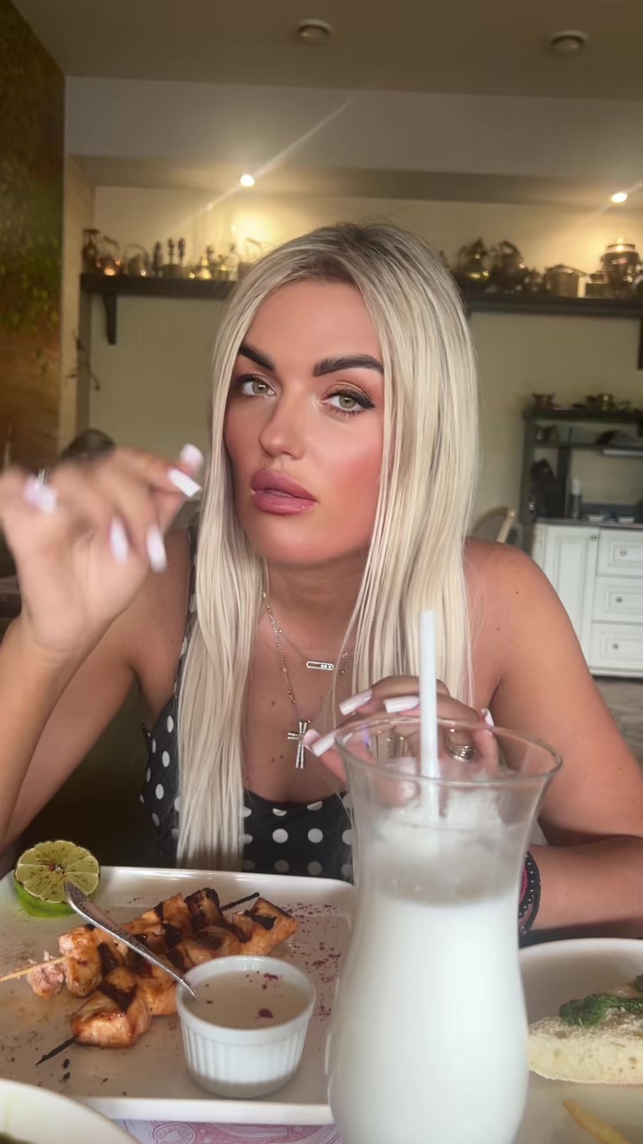 @Nata2808