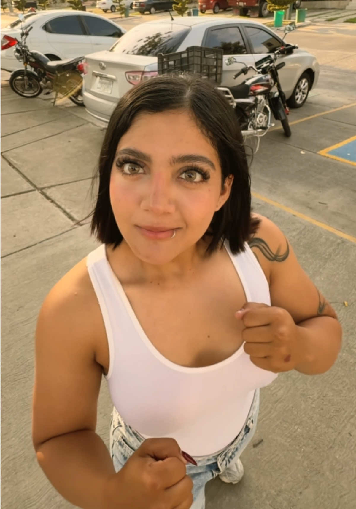 @mauxii_