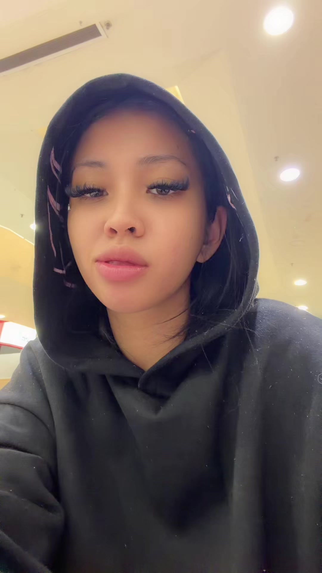 @Angel💋