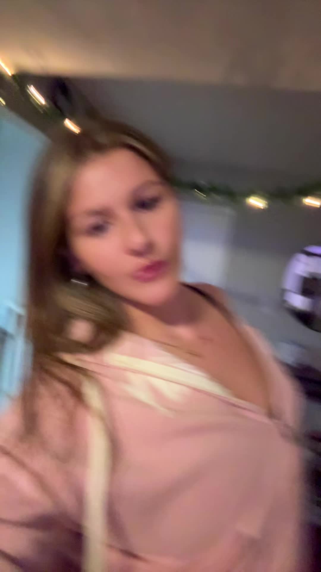 @hannahliska