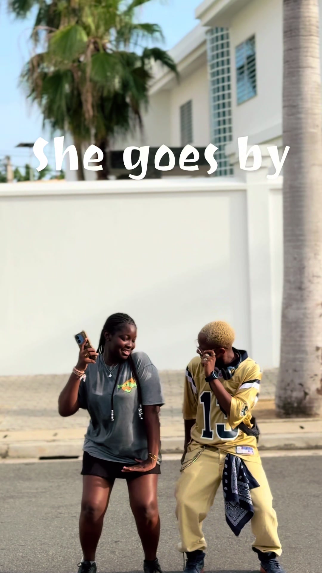@Sobbiss&showbiz