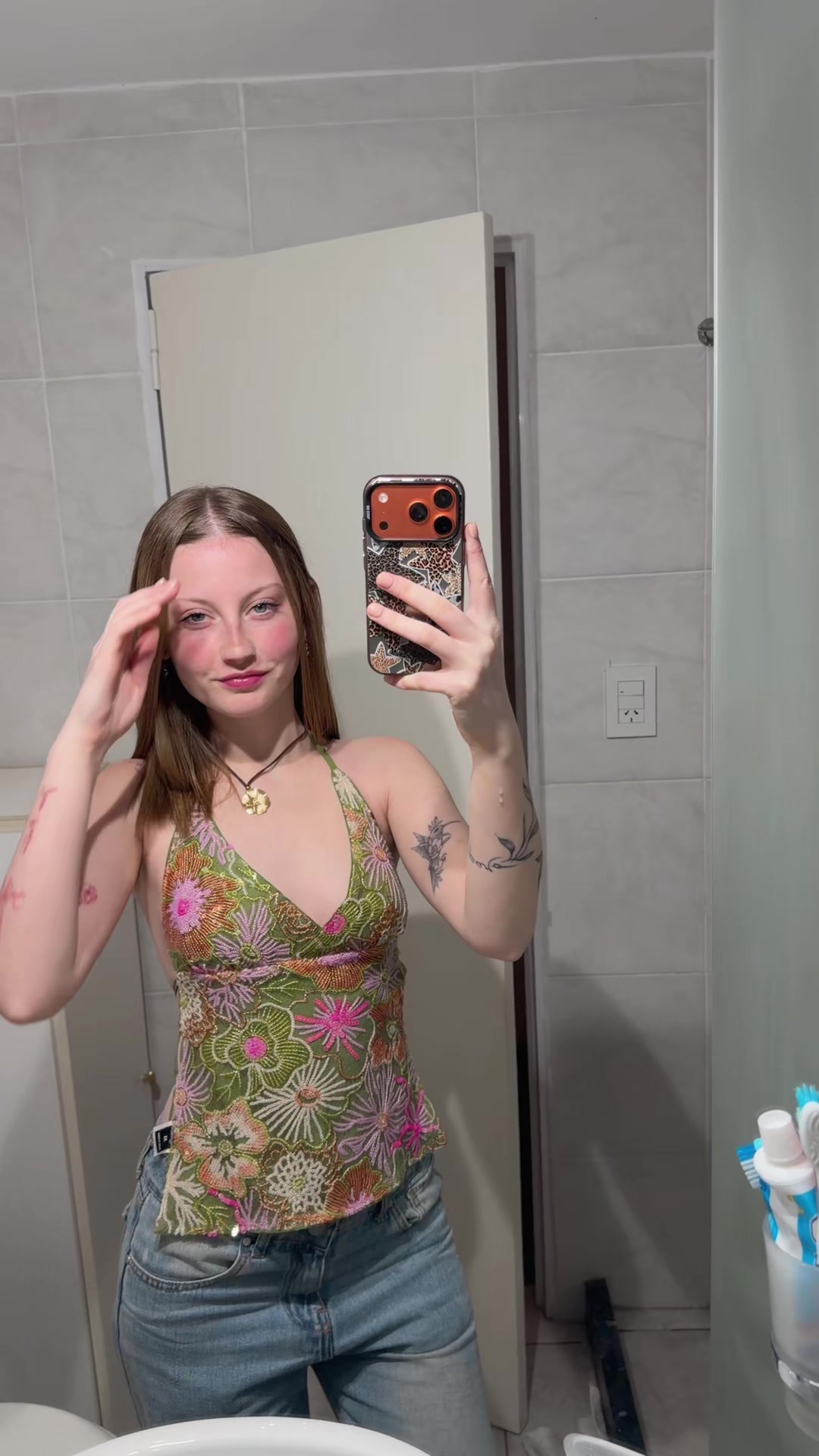 @abru