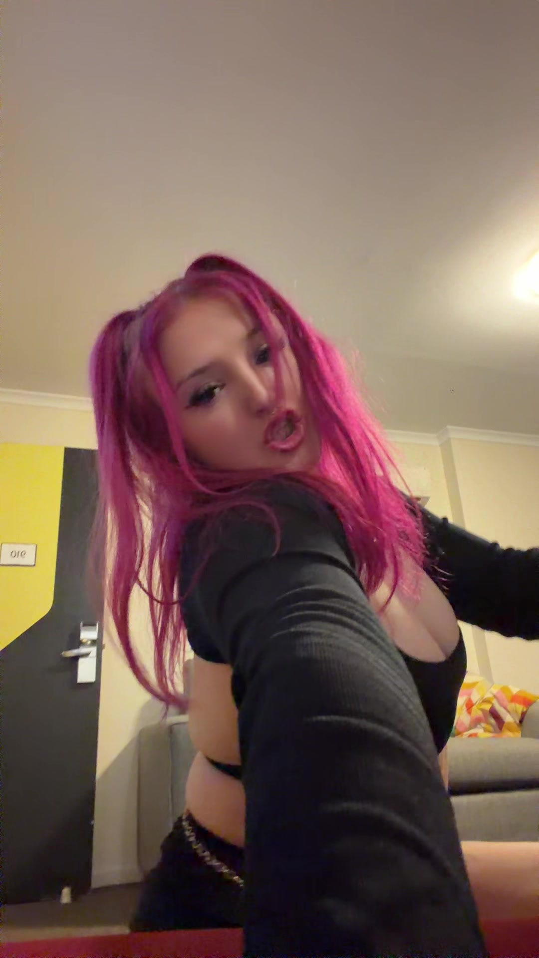 @Avastewartstrang_