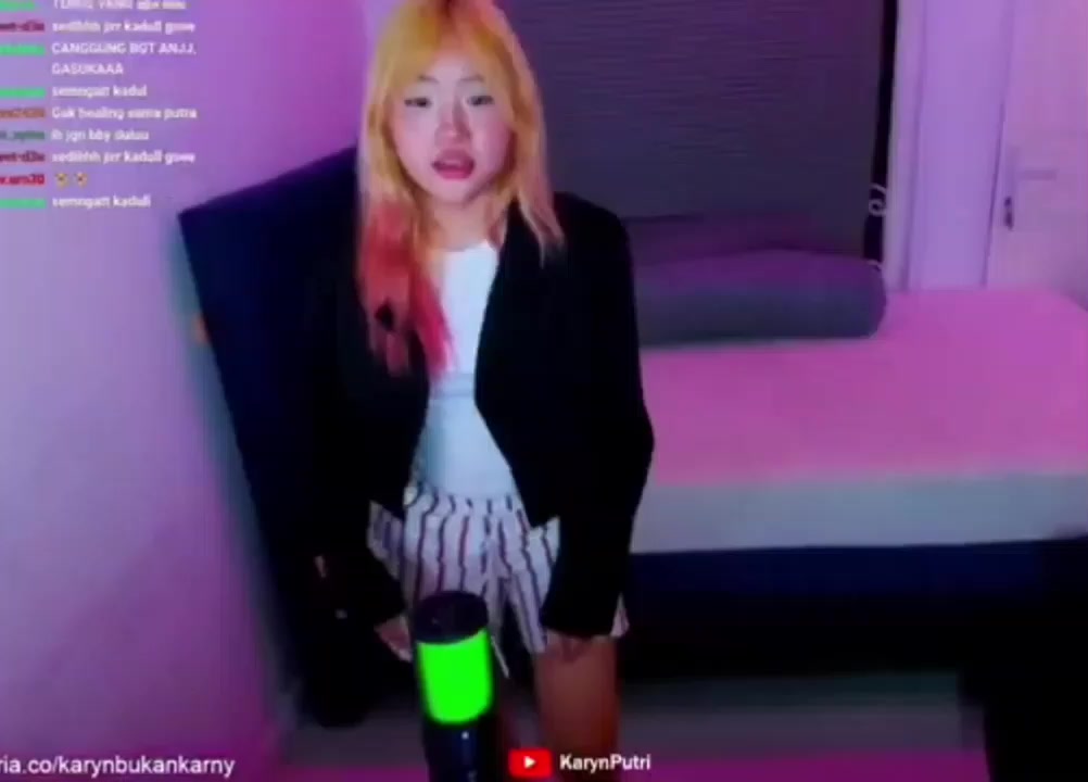 @nela