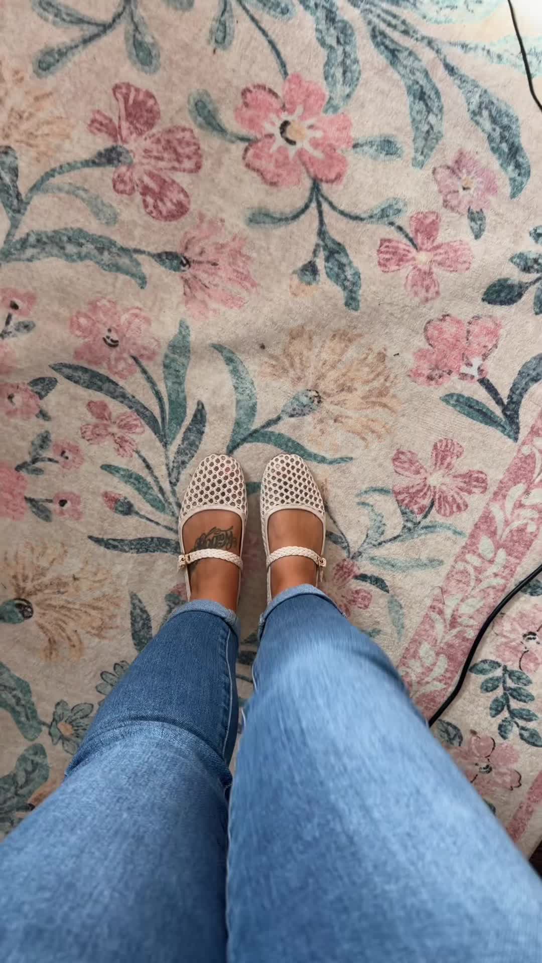 @momwithaplot