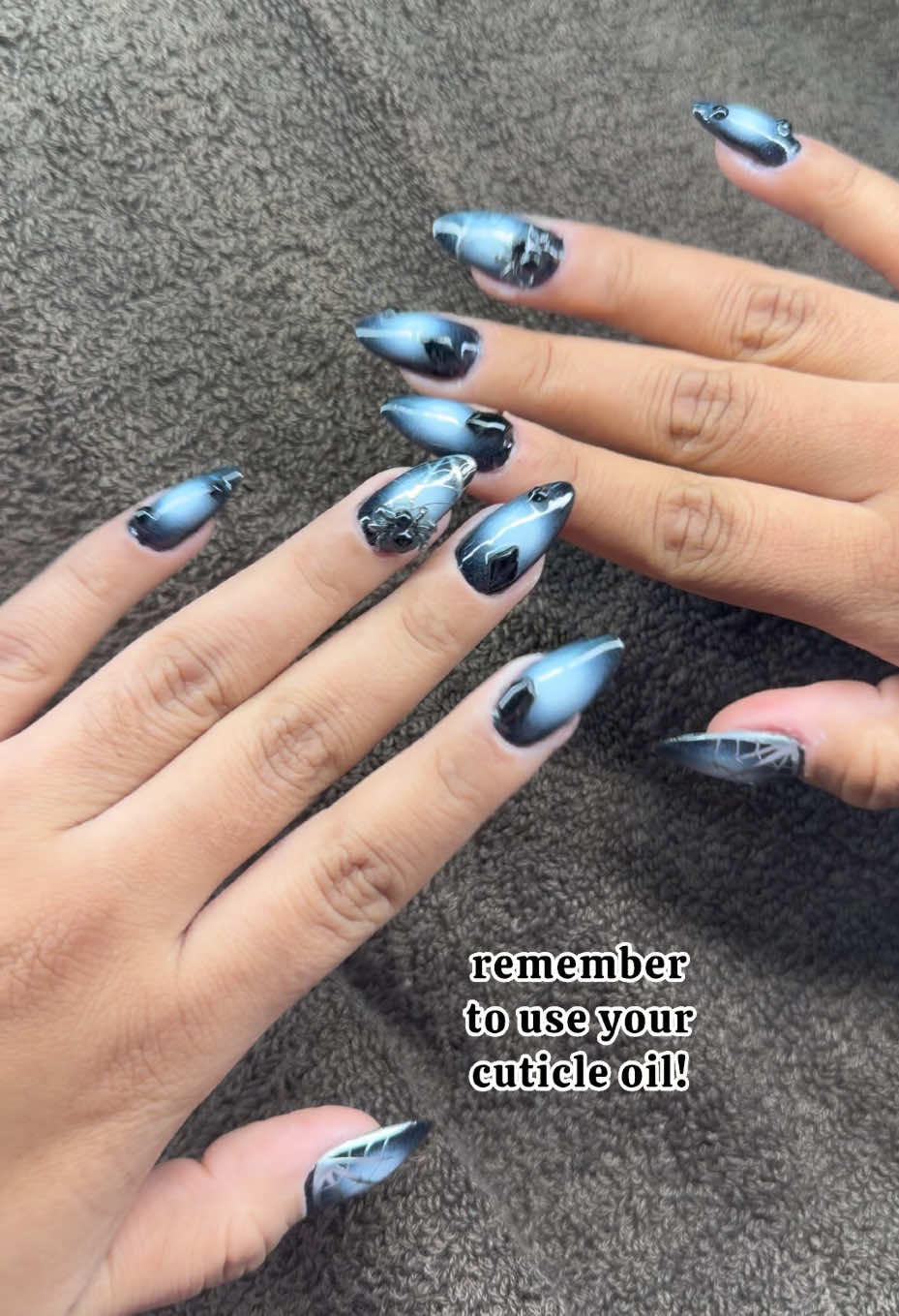 @GREELEY,CO Nail Tech & Waxer โจ
