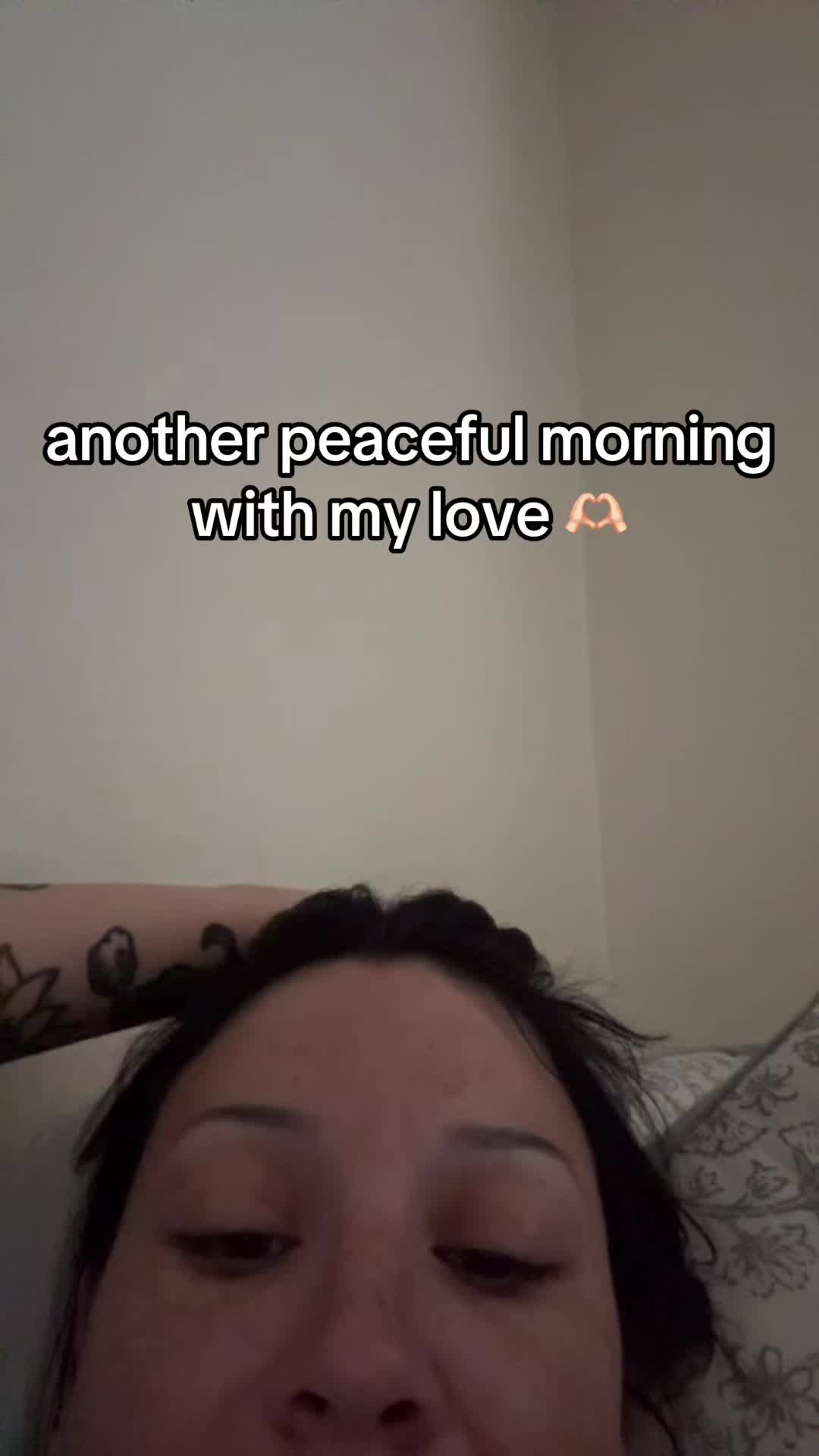 @liketotallynikki